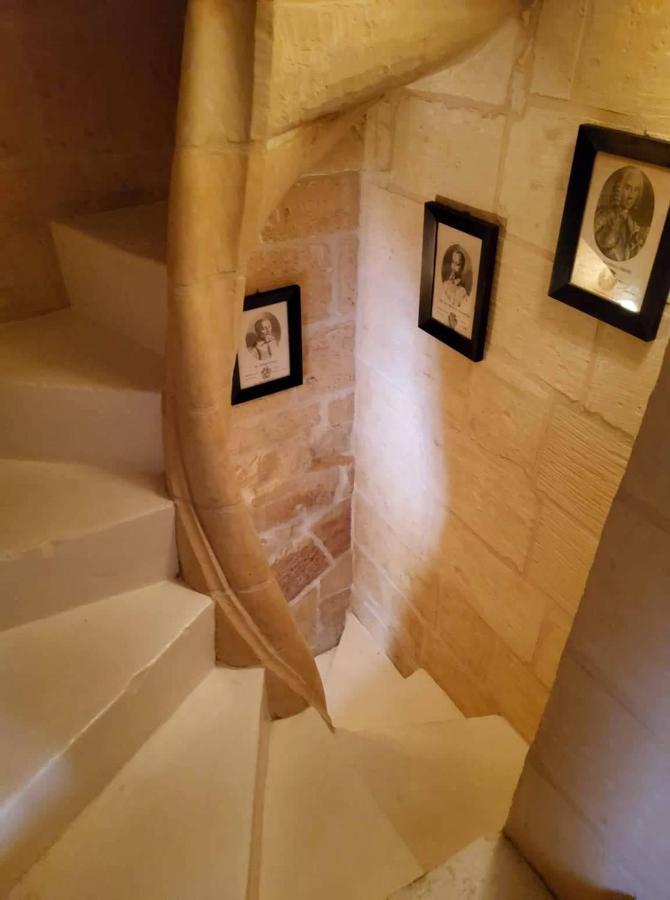 Cozy Corner House In Valletta - Authentic! Exterior photo